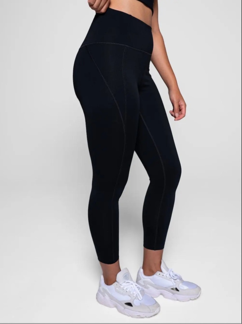 Girlfriend Collective Compressive Leggings in Black Size Medium